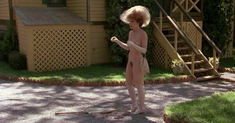 Margaret Whitton star adult pictures