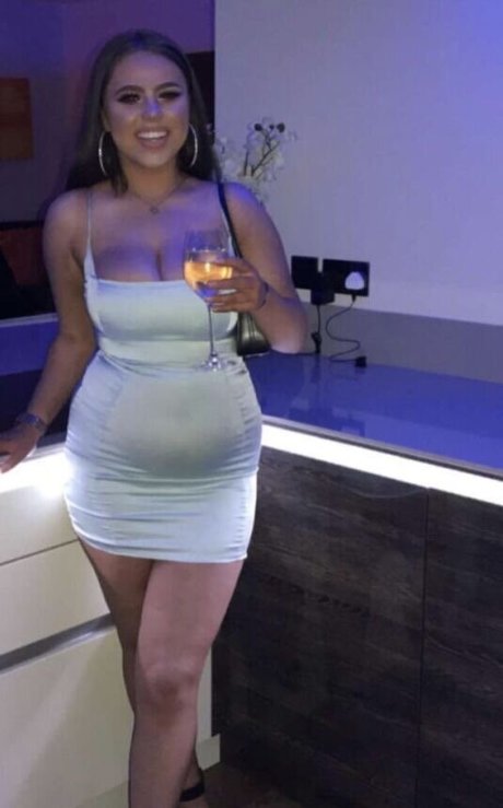 Emma W nude model galleries