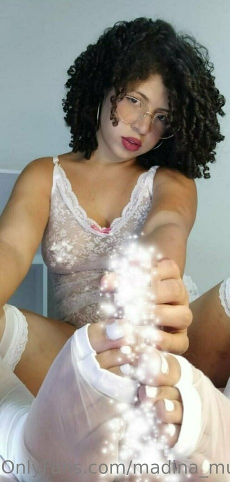 madina muslim pornstar naked image