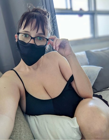 Bree Baker high quality star photos