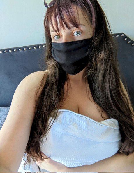 Bree Baker sexy star img