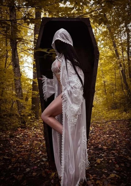 Sharon Ehman model naked pictures