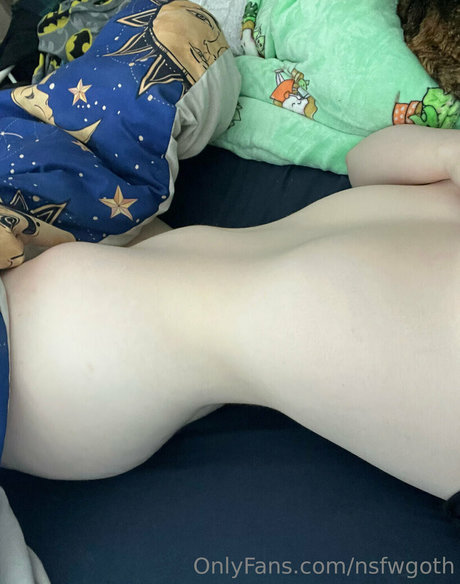 nsfwgoth adult model gallery