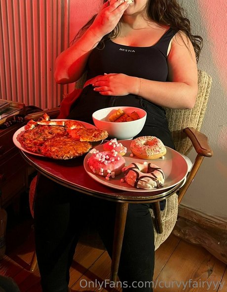 curvyfairyyy star naked archive