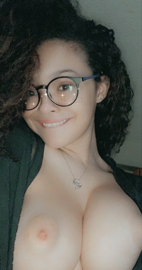 AmberXXX hot actress picture