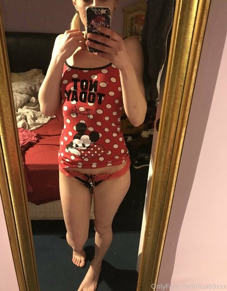 lisa69xxx model hot archive