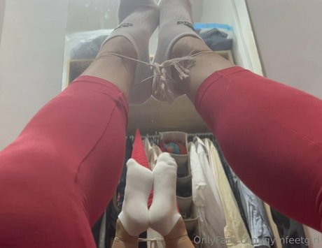 gymfeetgirl high quality star photo