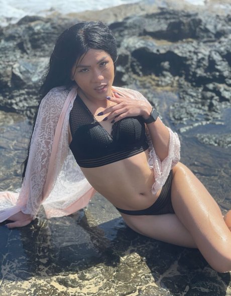 lilyuw888 star exclusive image