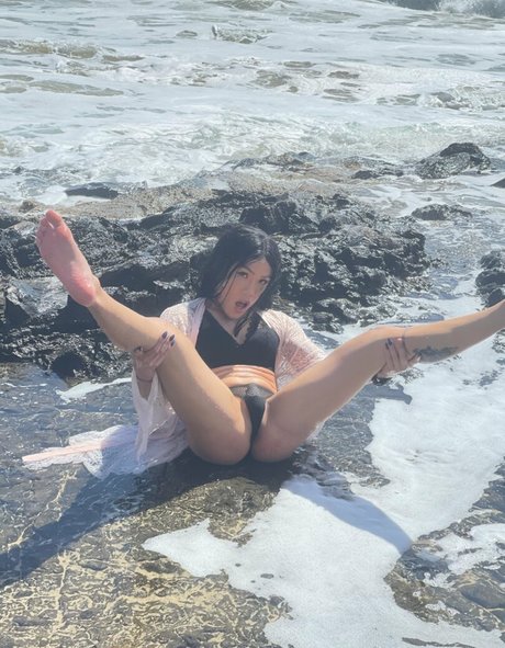 lilyuw888 pornstar hot img