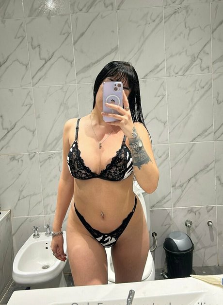 onlyemiliee perfect model pics