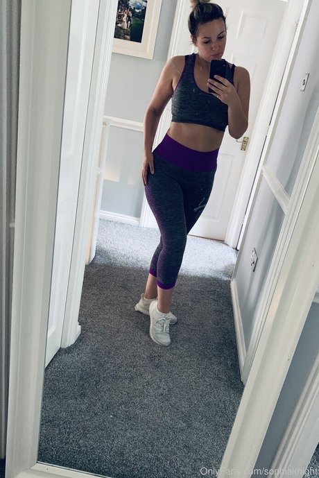 sophiaknight exclusive star photos