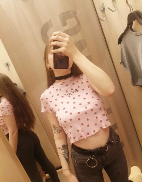 alicespace star pornographic gallery