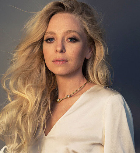 Portia Doubleday model pretty image