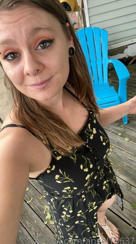 angel15637 naked pornstar image