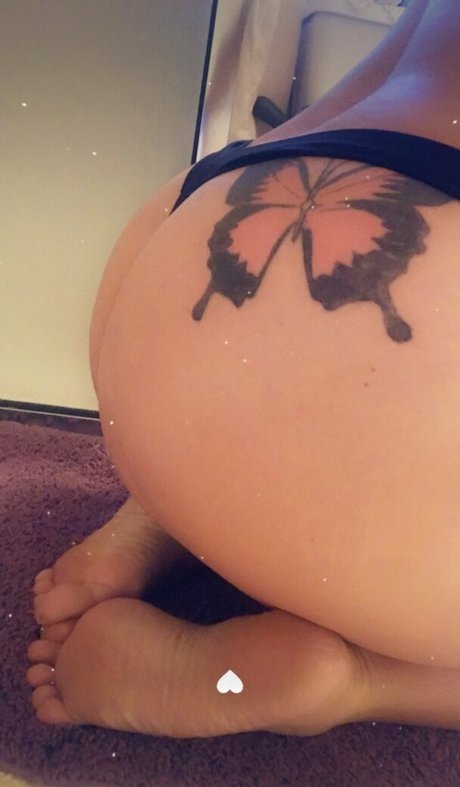 toridanyels naked pornstar photo