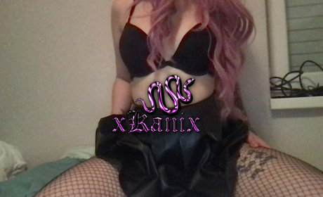 xkanix sexy actress photos