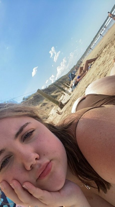 millypezza nudes actress picture