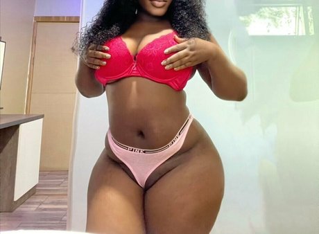 duobella model exclusive photos