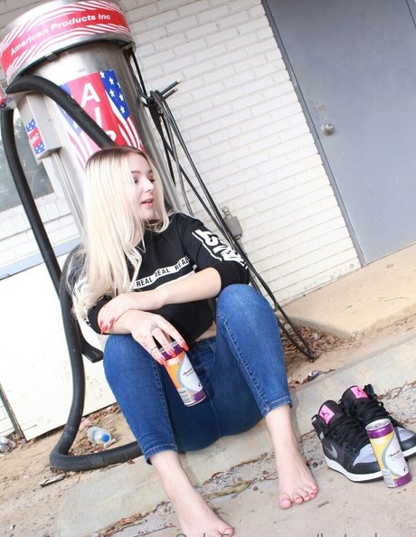 katsoless hd pornstar photo