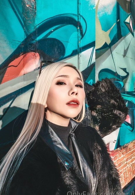 Apr il hd model galleries