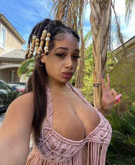 Lexxiibaebie pornstar nice photo