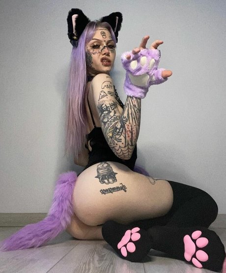 dtlowtcktpiilwh model hot photos