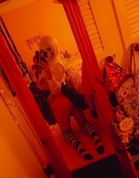 afoxiegirl model pornographic pic