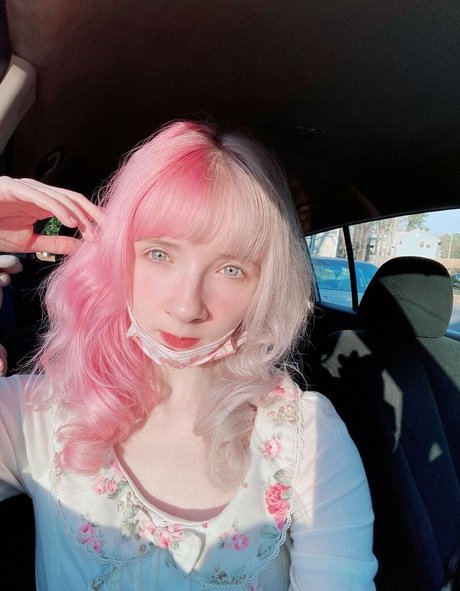 renbunni art pornstar image