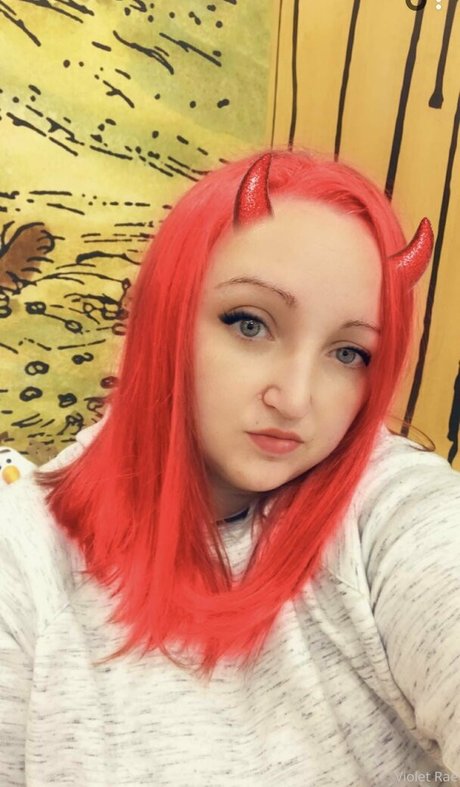 naughty kitten84 model top pic