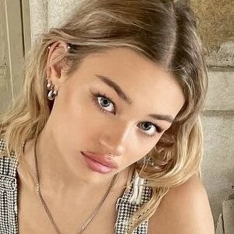 Sweetfairyx pornstar beautiful gallery