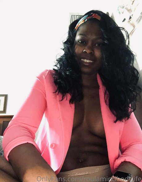 roulamindbodylife nice actress photo