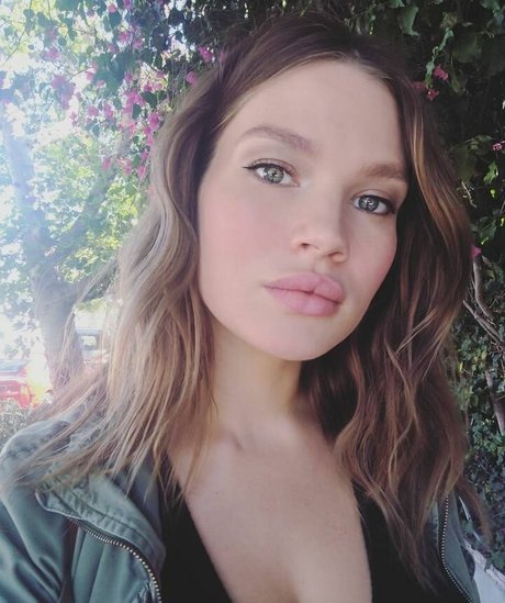 Tara Lynn pretty model photos