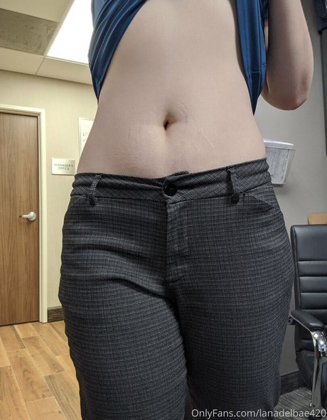 lanadelbae420 nude model picture