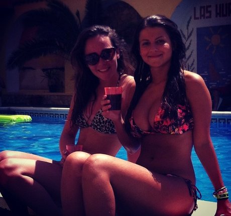 Lauren Fardon model top images