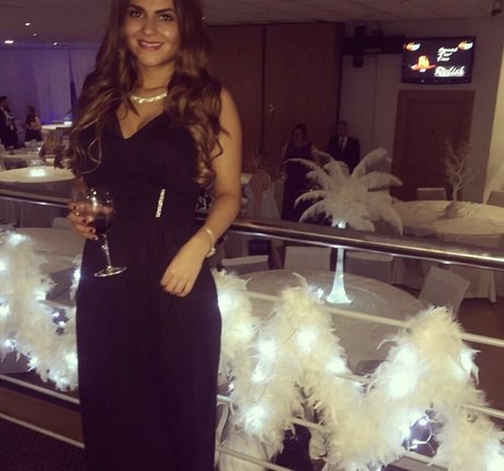 Lauren Fardon star sexy image