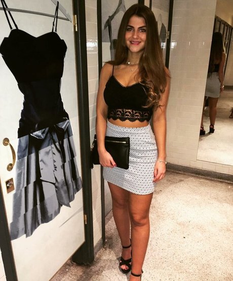 Lauren Fardon top star galleries