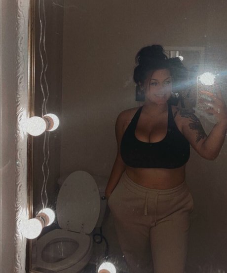 Kenzie G nude actress photos