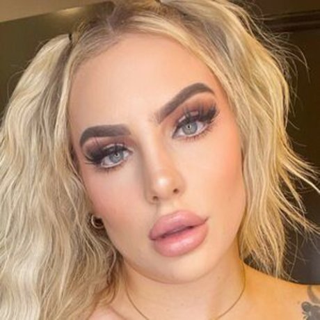 windseybaby model pornographic image