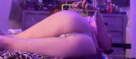 rubyisgloomfree erotic star photos