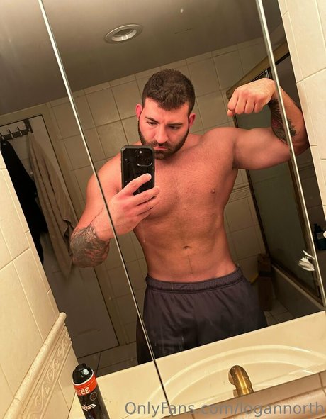 logannorth star nudes gallery