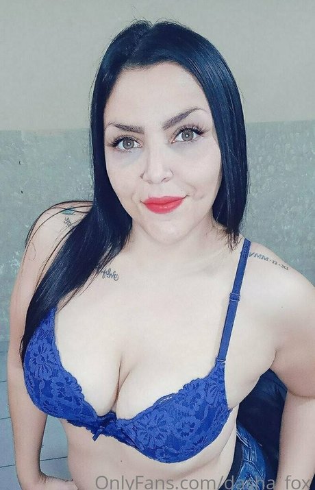 dasha fox art model img