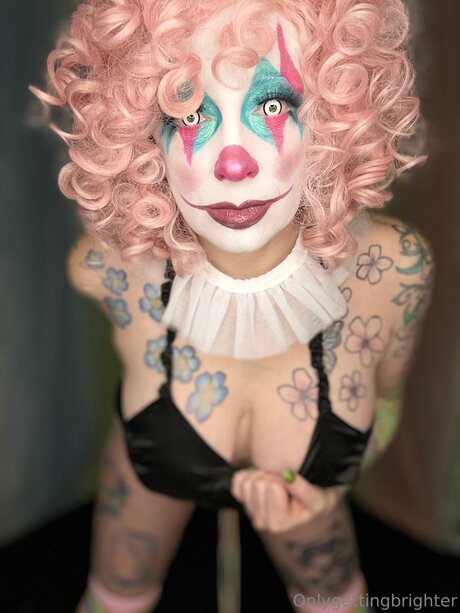 Onlygettingbrighter star photo