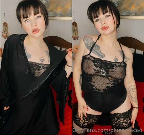 bluecuracao sexy actress pics