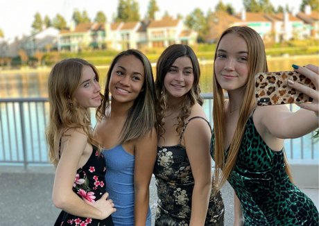 Emma R B star xxx photos