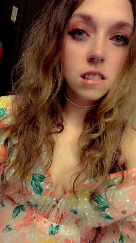 allimoonaxxx porn model image