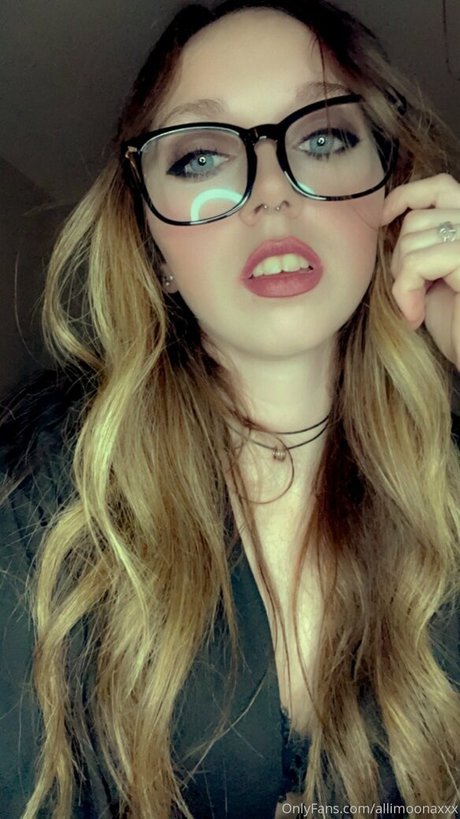 allimoonaxxx exclusive model galleries