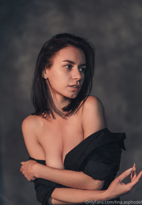 average onlyfans naked img