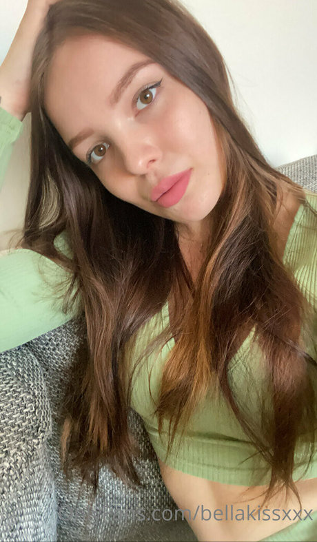 bellakissxxx star naked photos