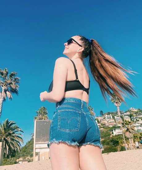 Lily P perfect model pictures