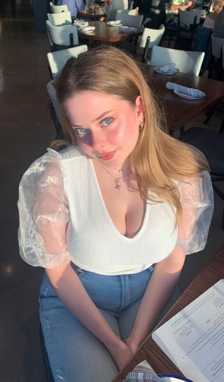 Ruby P erotic actress pics